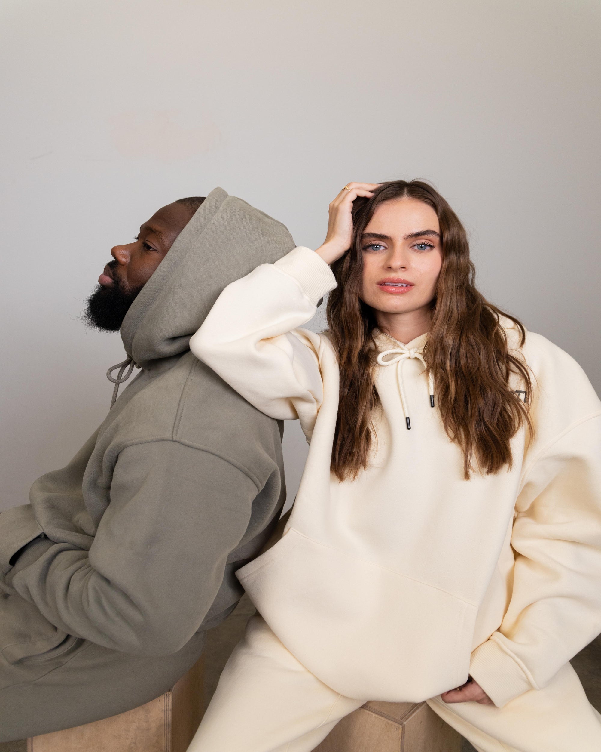 STH fleece hoodie (cream)